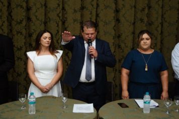 Prefeito, vice e vereadores tomam posse para gestão 2025-2028