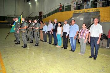 Indianópolis realiza cerimônia de Juramento a Bandeira e entrega de CDI